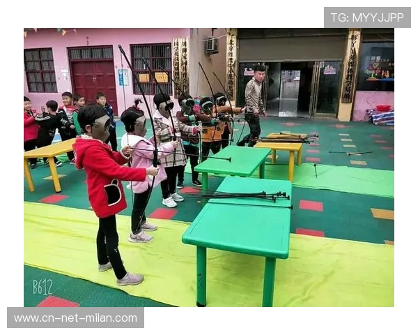 射箭教练推出“静心射术”系列课程，反响热烈